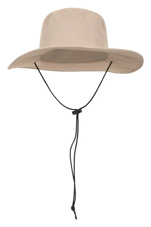 Broad brimmed hat
